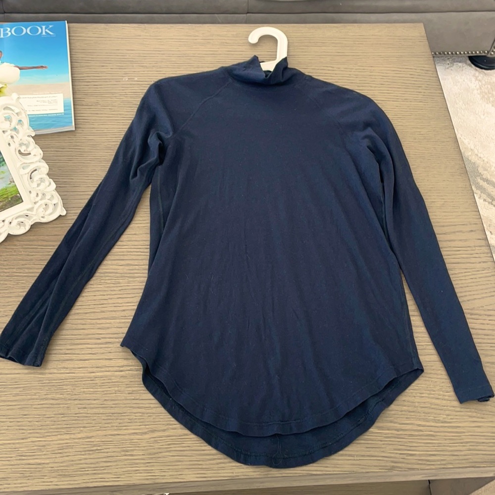 Jet black lululemon thin cotton turtleneck